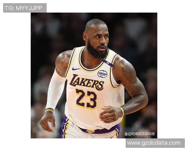 魔术师与詹姆斯的传奇对决:篮球历史上的巅峰时刻与辉煌瞬间 魔术师与詹姆斯的传奇对决:篮球历史上的巅峰时刻与辉煌瞬间